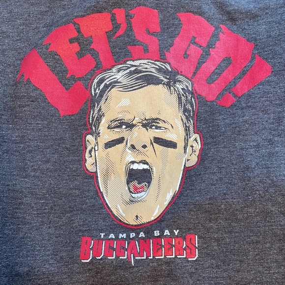 Tom Brady Tampa Buccaneers football gray soft hoodie sweatshirt. - Picture 3 of 16